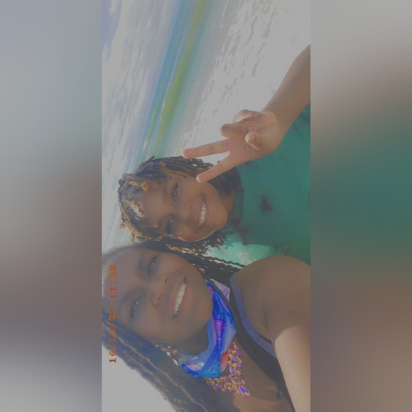 Meet your Posher, Tashawna - Picture 4 of 5